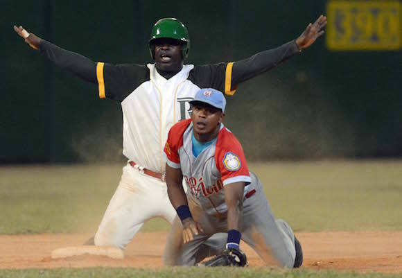 beisbol final ca vs pr 03 Pelota Cubana USA