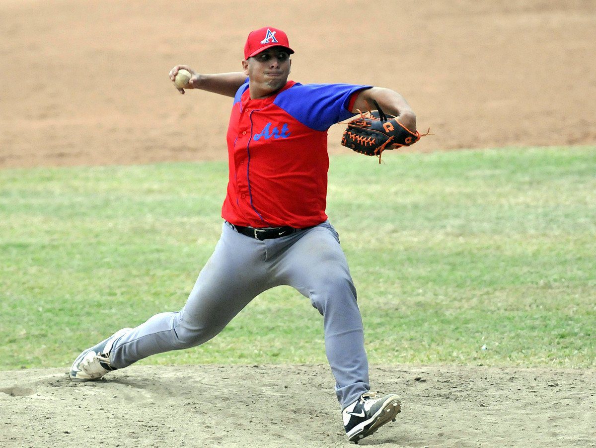 2wvx5l 11 04 2018 217544059462314610882 Pelota Cubana USA