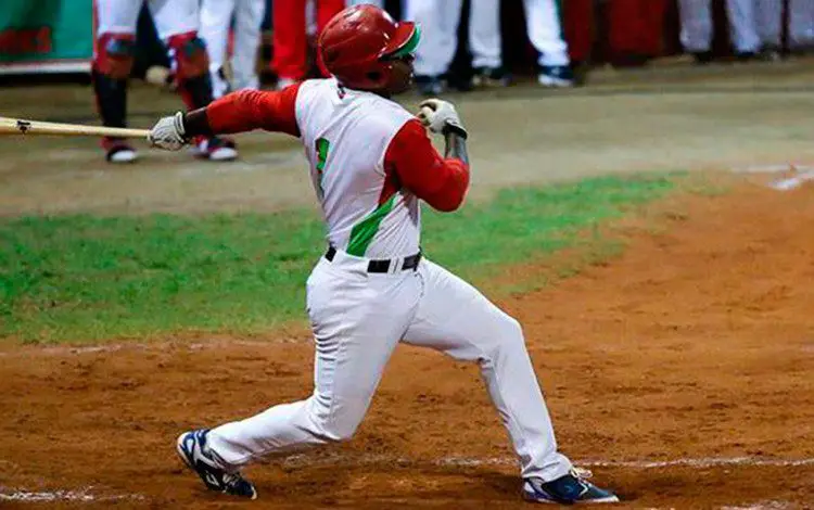 danel castro grand slam foto calixto llanes jit1064416548059174458 Pelota Cubana USA