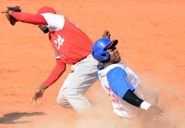 serie nomada foto ricardo lopez hevia313211342842758192 Pelota Cubana USA