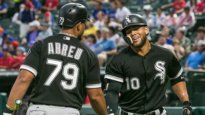 41 beisbolistas cubanos buscarán un puesto en los entrenamientos de primavera   