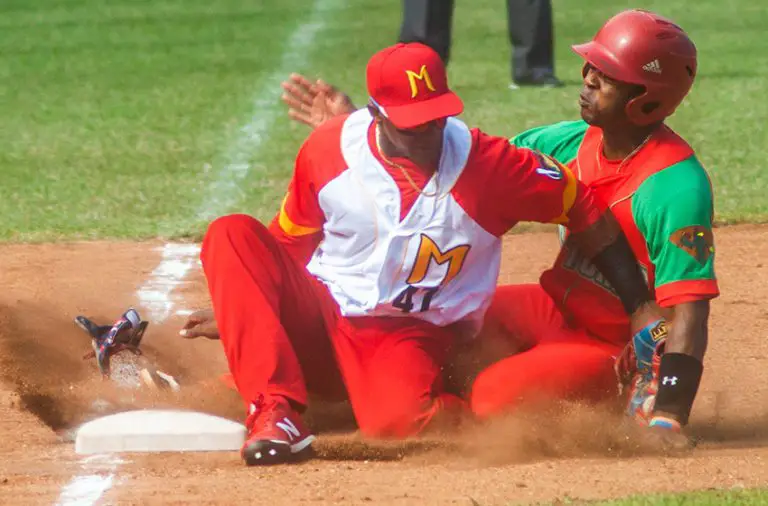 LasTunas VSMTZ 3erjuego playoff2019 0002 768x506 1 Pelota Cubana USA