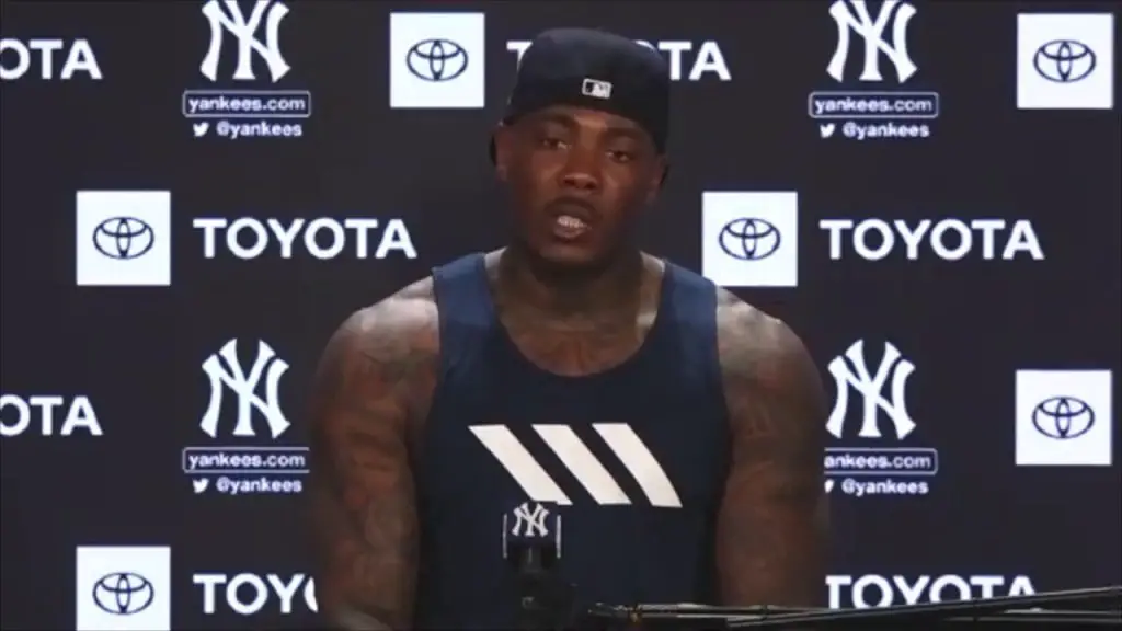 Chapman llegó más esbelto al campamento de N.Y. v5nlruahtg1i2p2quaz9 Pelota Cubana USA