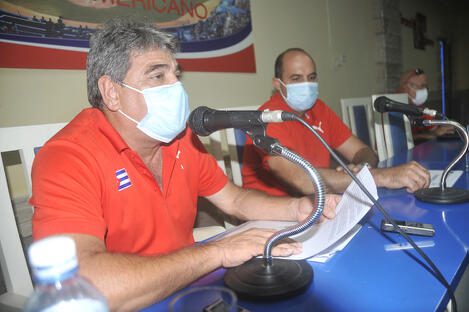 JRR9890 1 Pelota Cubana USA