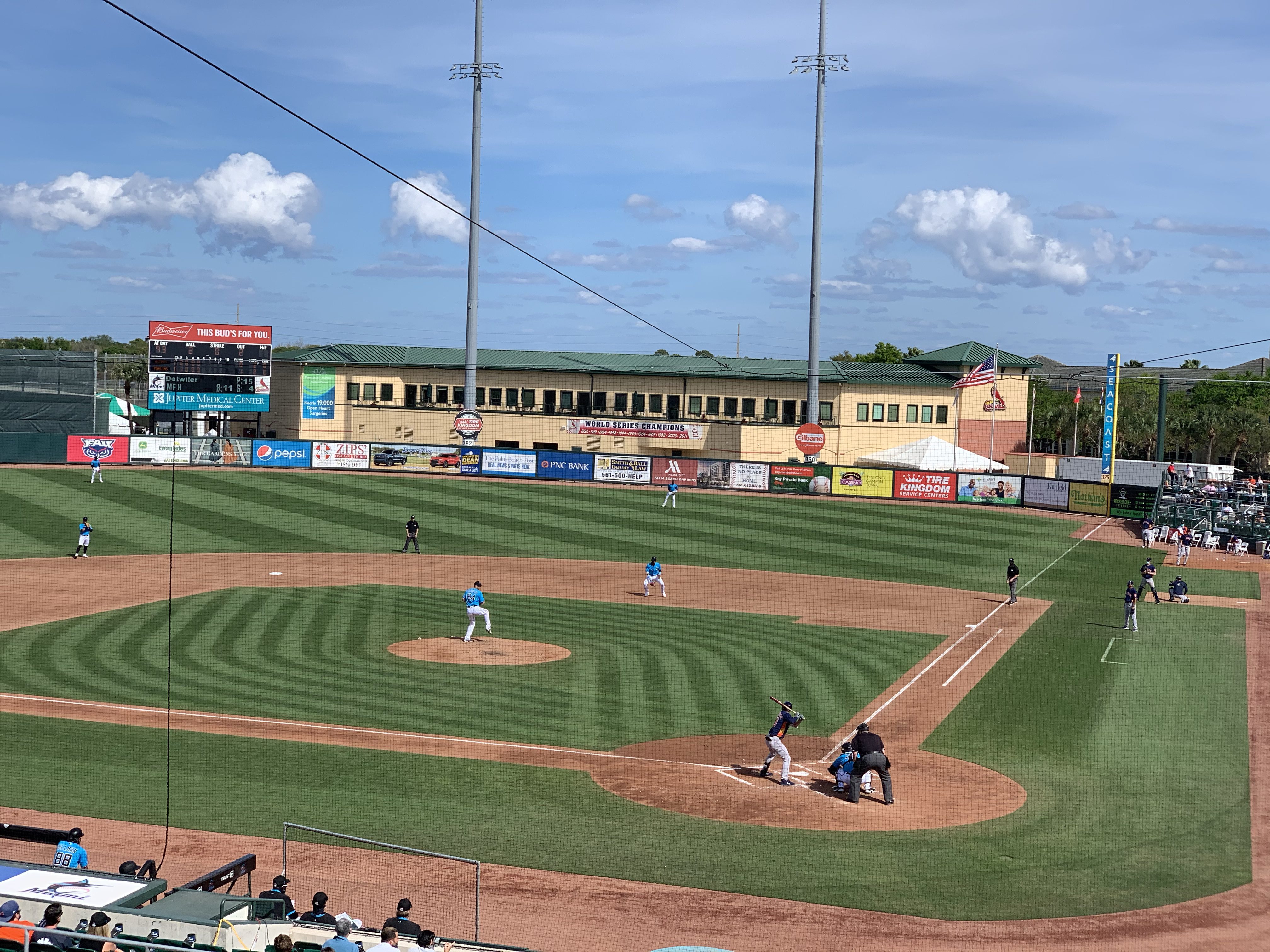 Los Marlins continúan invictos esta primavera 