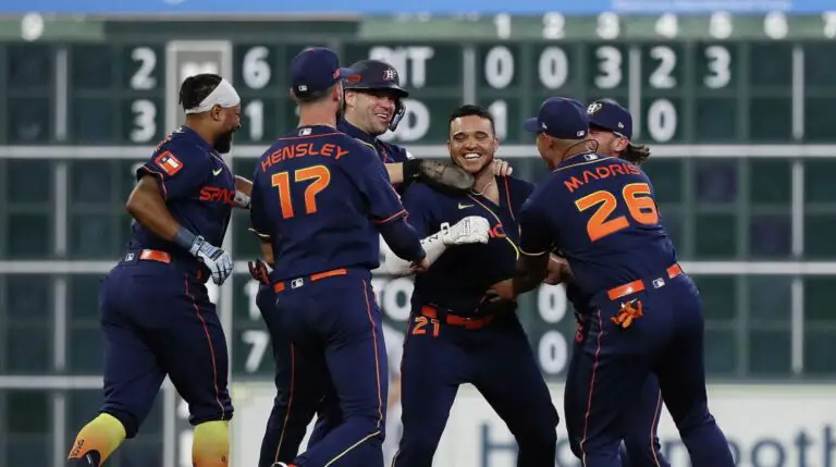 Astros dejan en el terreno a Rangers con hit walkoff de Yainer Diaz