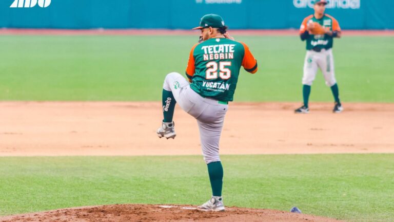 A sus 40 años, Yoanner Negrín sigue dominando a los bateadores de la Liga Mexicana de Béisbol a su antojo y este domingo tuvo otra salida