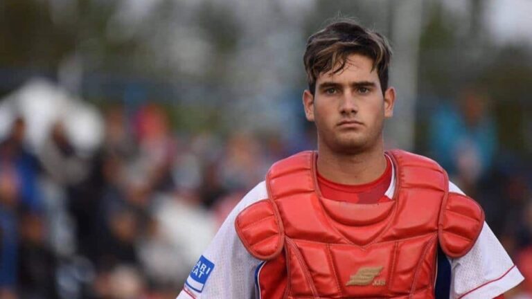 Receptor suspendido de por vida del béisbol cubano sufre inesperado percance y retorna al país