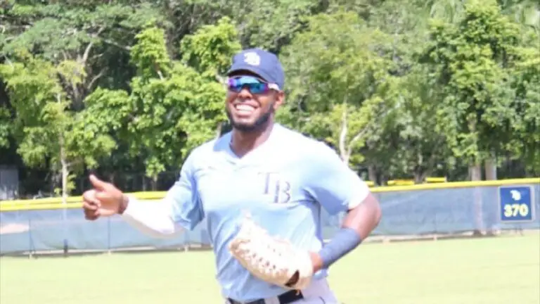 José Contreras con cinco hits destaca entre los cubanos en nivel Rookie