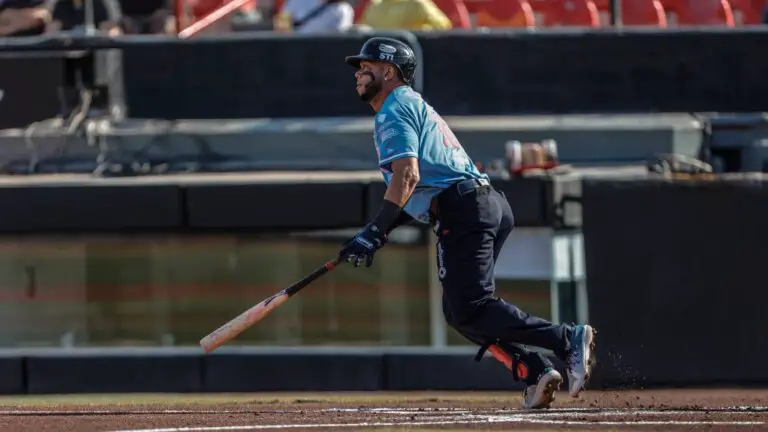 Yadiel Hernández empuja dos en la victoria de Dos Laredos. (+Informe de la Liga Mexicana de Béisbol)