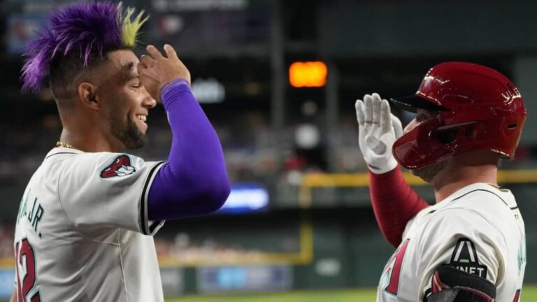 Lourdes Gurriel Jr se va perfecto en victoria de los Dbacks