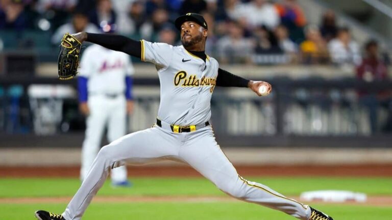 Aroldis Chapman gana y supera los 80 ponches por décima temporada en MLB