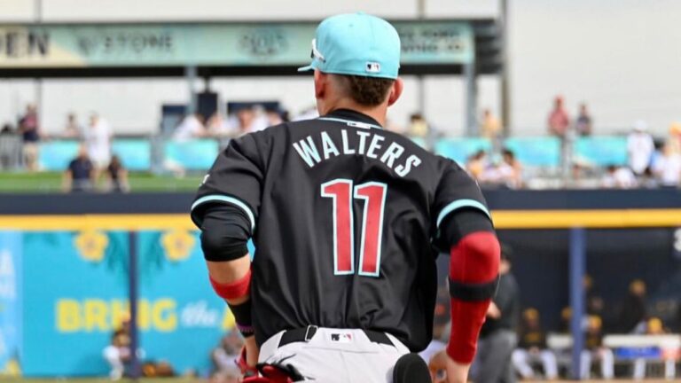 Nieto de Erwin Walters incluido en preselección de equipo Cuba al Premier 12