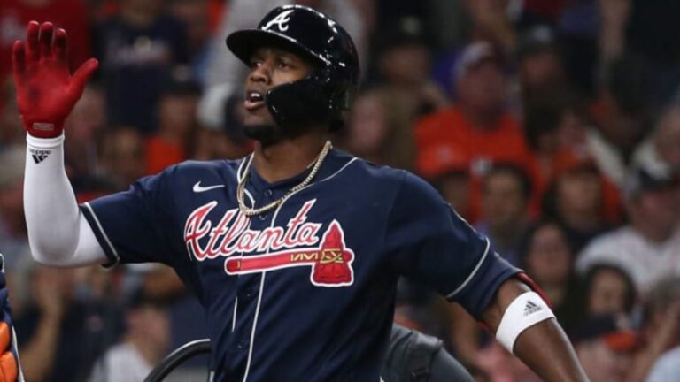 El bate de Jorge Soler comienza a despertar en la lucha de los Bravos por los playoffs