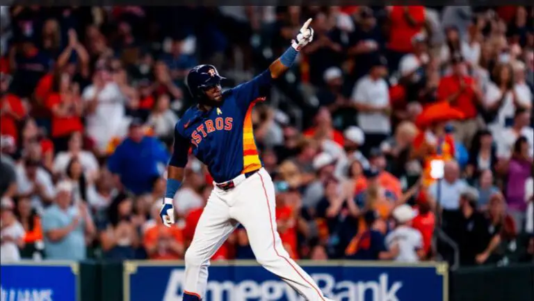 Astros barren a Rays con otra jornada multi-HR de Yordan Alvarez