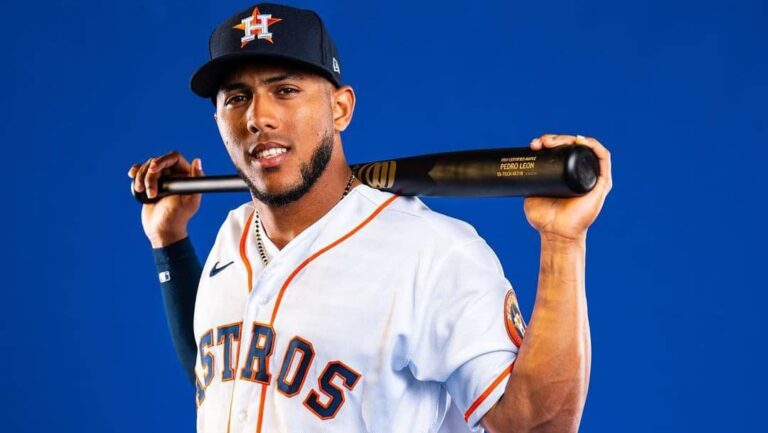 Pedro León logra su primer título en el béisbol profesional con sucursal de los Astros de Houston.