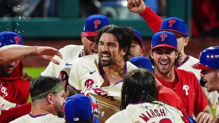 Nick Castellanos con walk-off empata la Serie Divisional ante los Mets