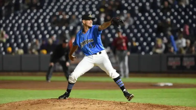 Franco Alemán es promovido al roster de 40 jugadores de los Guardianes de Cleveland