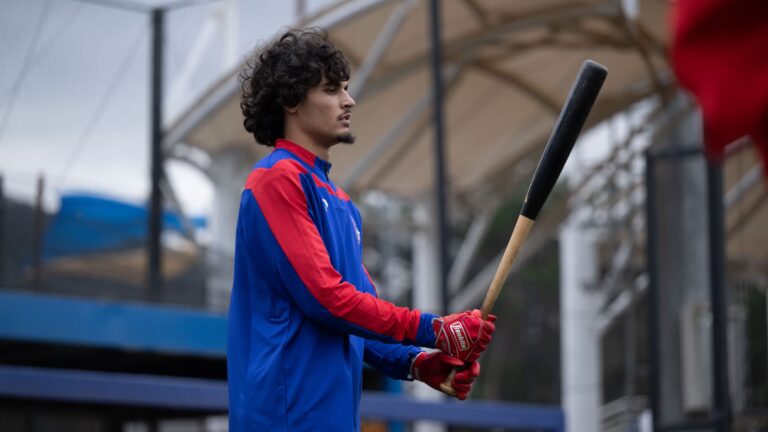 Christian Rodríguez renueva con los Dragones de Chunichi.