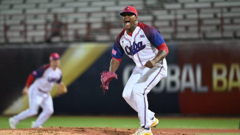 Yoennis Yera se incorpora a los Tiburones de La Guaira, en Venezuela