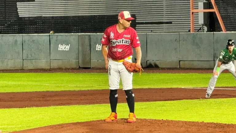 Yunesky Maya regresará a la Liga Mexicana con los Piratas de Campeche