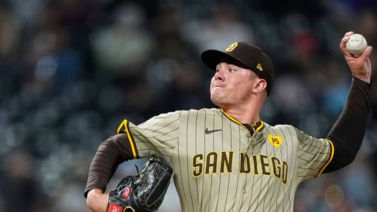 Adrián Morejón lanzó hermético en su debut en Spring Training