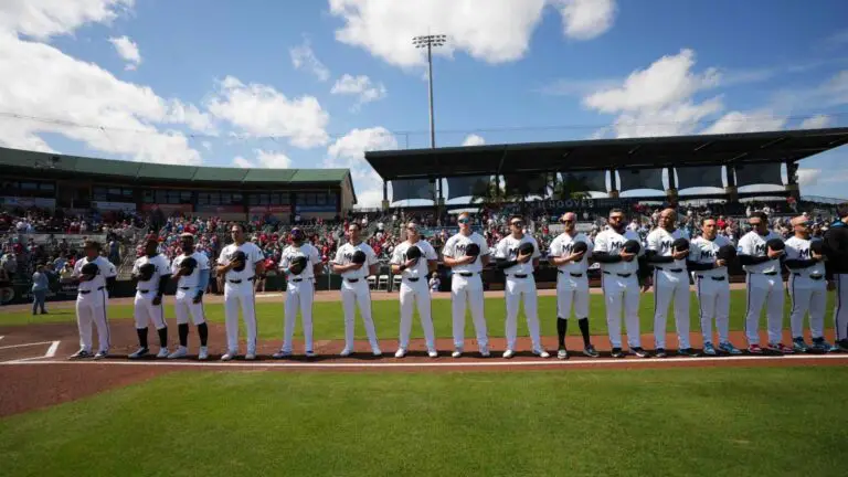 Prospectos lideran la remontada de los Marlins en el inicio de la primavera