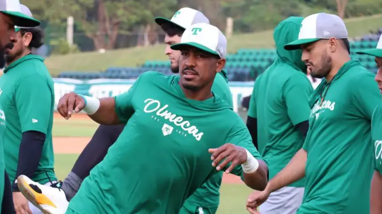 Roel Santos se reportó al Spring Training de los Olmecas de Tabasco.