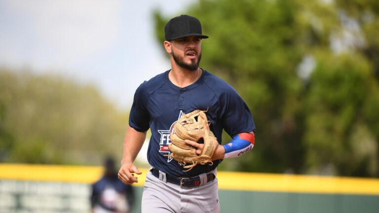 Luis Medina estará en el Spring Training con los Bravos de León