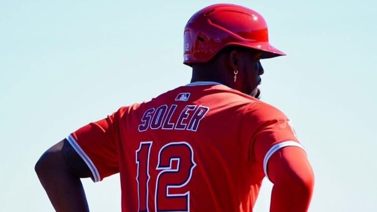 Jorge Soler suena imparable y batea .444 en entrenamientos primaverales