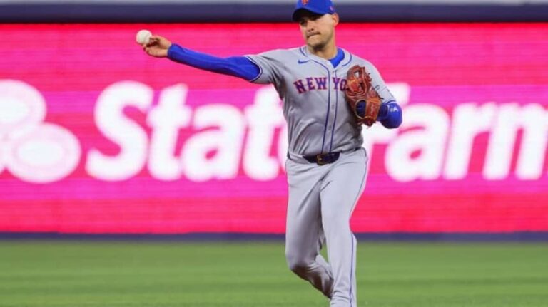 José Iglesias con multihits este miércoles en Spring Training.