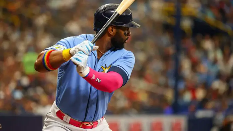 Los Rays confían en Yandy Díaz y extienden su contrato