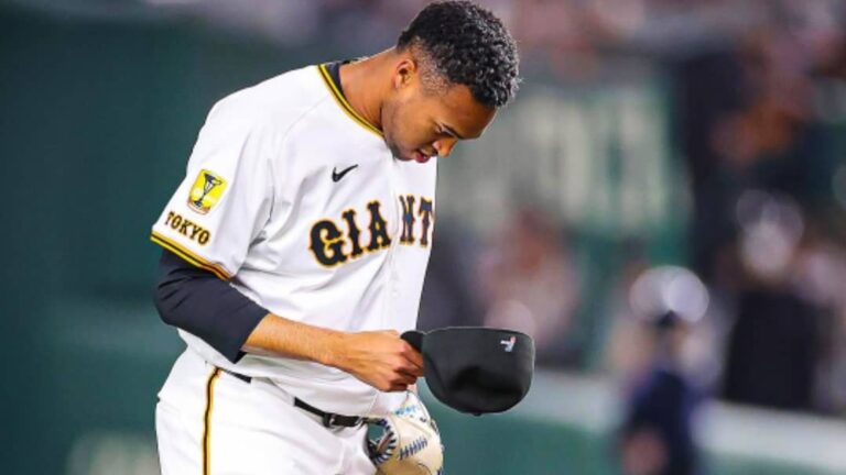 Raidel Martínez llega a nueve salvados en la temporada en NPB