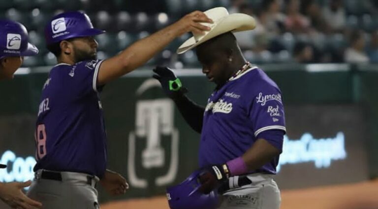 Rusney Castillo guía triunfo de Conspiradores con par de cuadrangulares.
