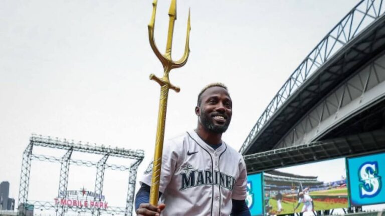 Randy Arozarena conectó jonrón e igualó a Yuli Gurriel en listado histórico.