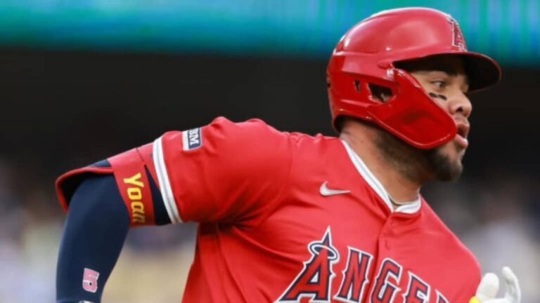 Yoan Moncada regresa de su lesión en triunfo de Los Angeles Angels.