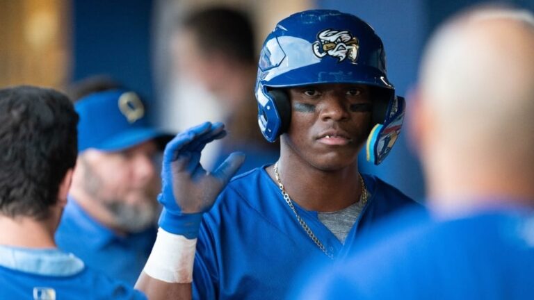 Dairon Blanco suma partido multihits y base robada en Triple A.