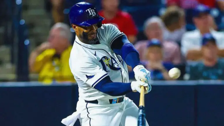 Yandy Díaz continúa imparable en la temporada 2025 de Grandes Ligas