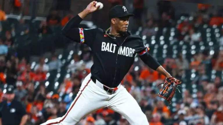 Yennier Cano domina a tres cubanos en triunfo de Orioles sobre Angels