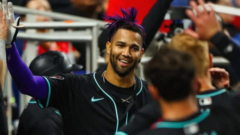 Lourdes Gurriel Jr conforma su equipo ideal de peloteros cubanos
