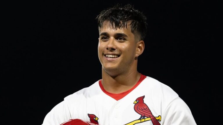 Luis Pino arribó a 20 RBI en la temporada y destacó entre peloteros cubanos en Clase A