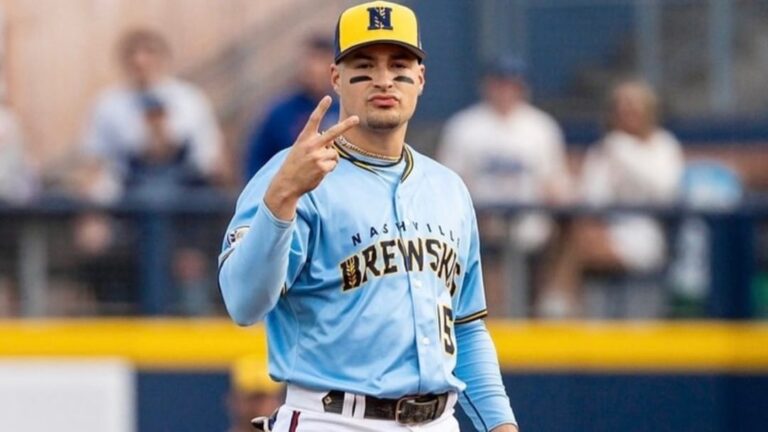 Raynel Delgado marcha a la vanguardia en bases robadas en Triple A.