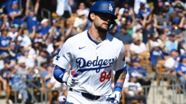 Andy Pagés con multihits y empujada en triunfo de Dodgers de Los Ángeles.