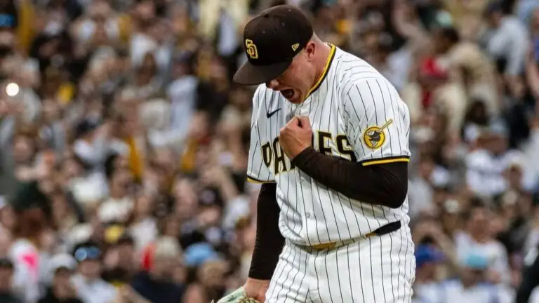 Adrián Morejón logra su cuarta victoria de la temporada ante los Dodgers