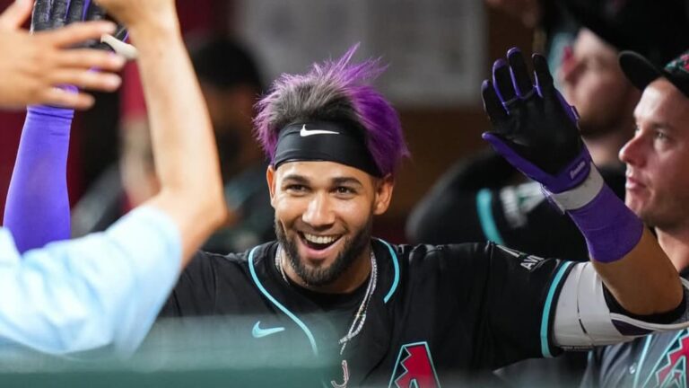 Lourdes Gurriel Jr conecta cuadrangular en victoria de Arizona