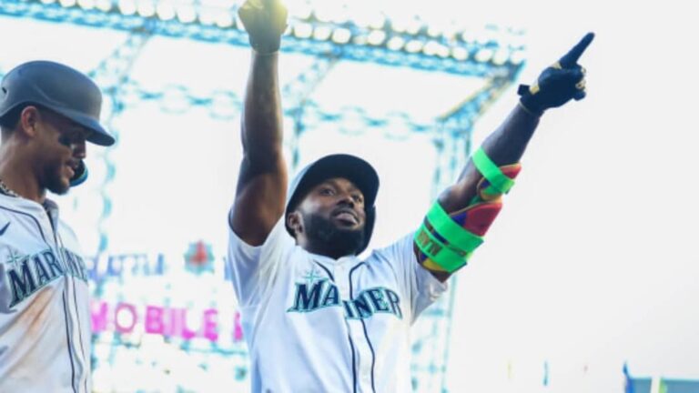 Randy Arozarena pega dos jonrones y entra en lista histórica de los cubanos en MLB
