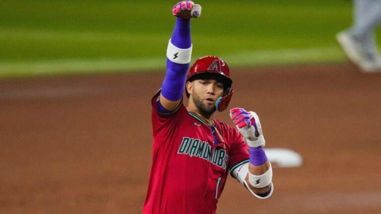 Lourdes Gurriel Jr produce en victoria de Arizona sobre San Diego