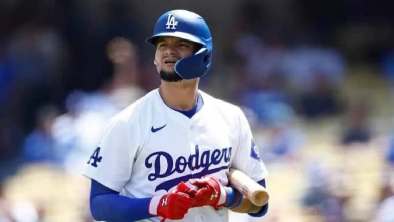 Andy Pagés con partido multihits ante los Gigantes de San Francisco
