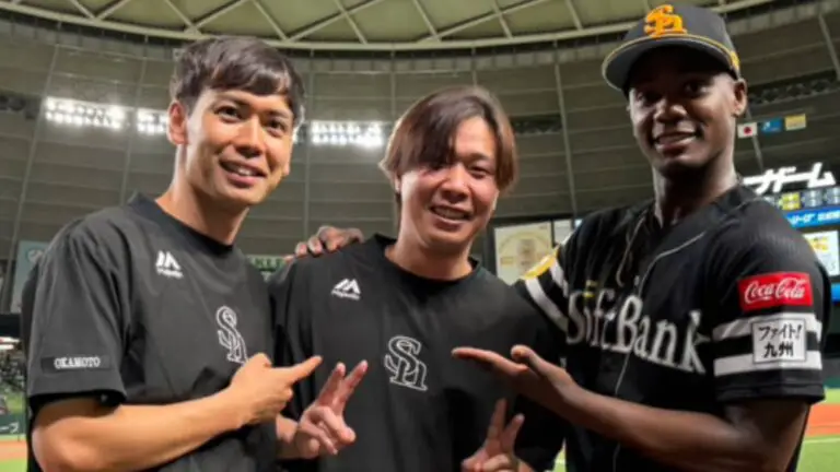 Liván Moinelo logra su primera lechada en NPB
