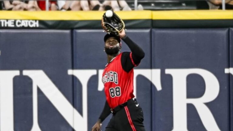 Luis Robert Jr llegó a 25 bases robadas en 2025